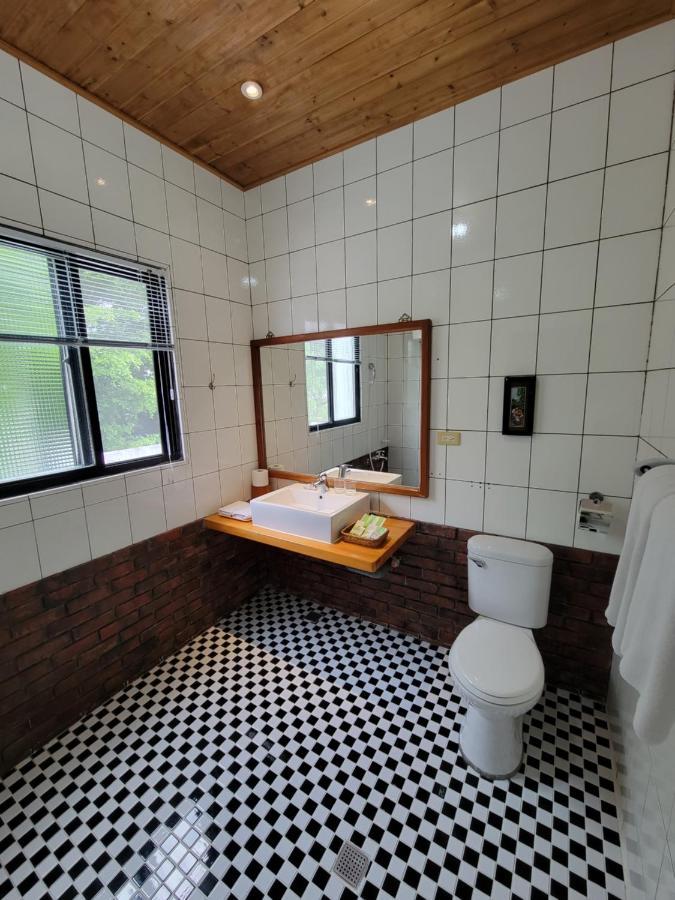 Railway Villa T'ai-tung エクステリア 写真